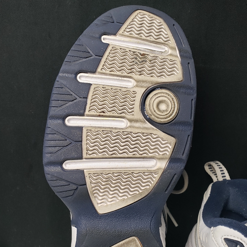 Nike Air Monarch (style 415445-102) in White/ Navy Blue Men's size 10 - Picture 13 of 15